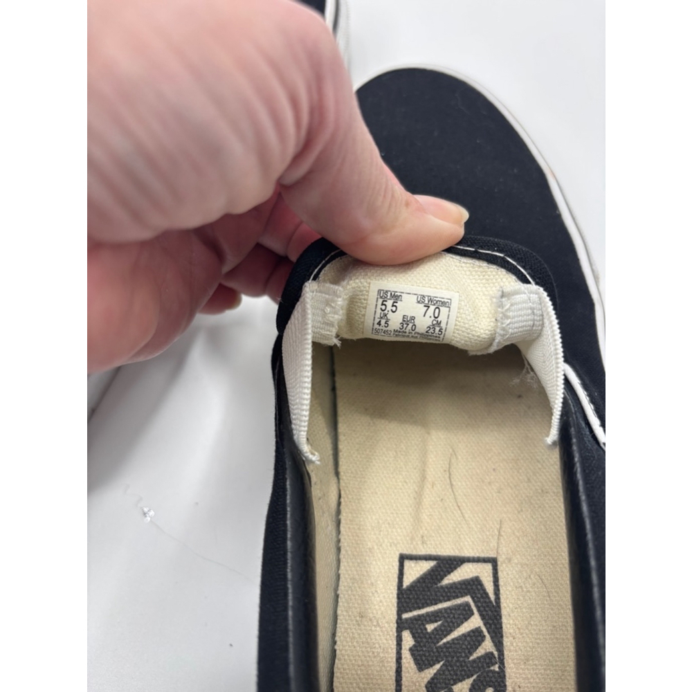 Women's Vans Slip-on Shoes, Black, Size 7 - Picture 6 of 7